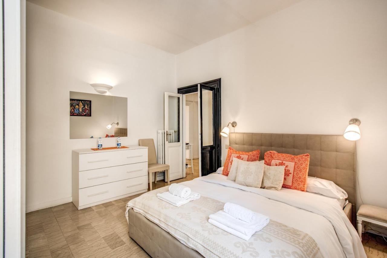 Colonna Suite - Rome Via Del Corso Big Apartment Bagian luar foto