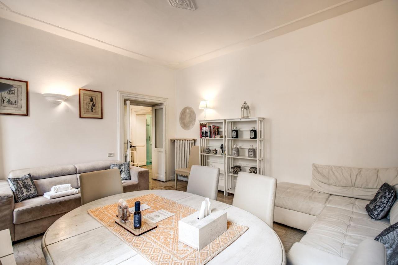Colonna Suite - Rome Via Del Corso Big Apartment Bagian luar foto