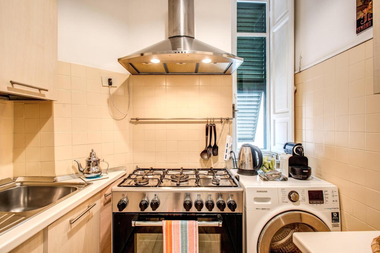 Colonna Suite - Rome Via Del Corso Big Apartment Bagian luar foto